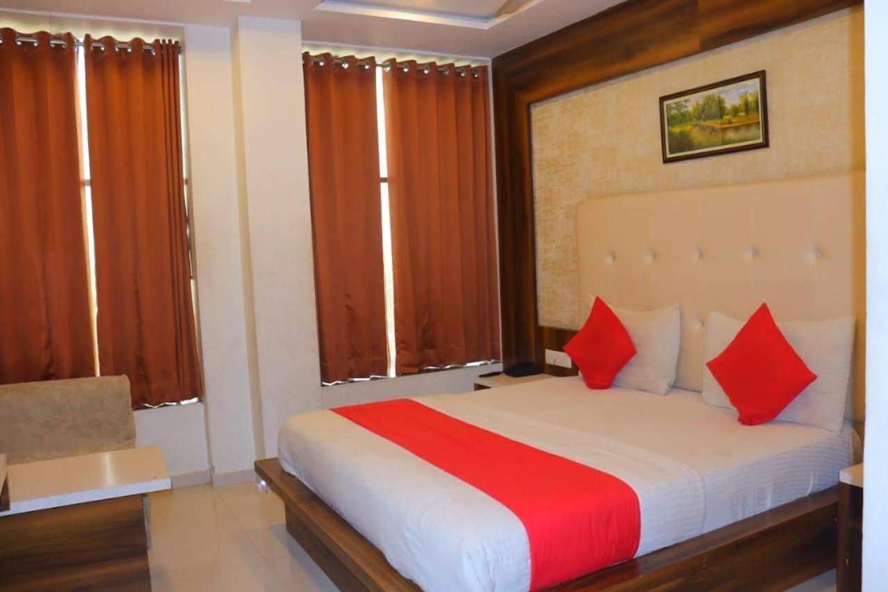 Landmark Hotel