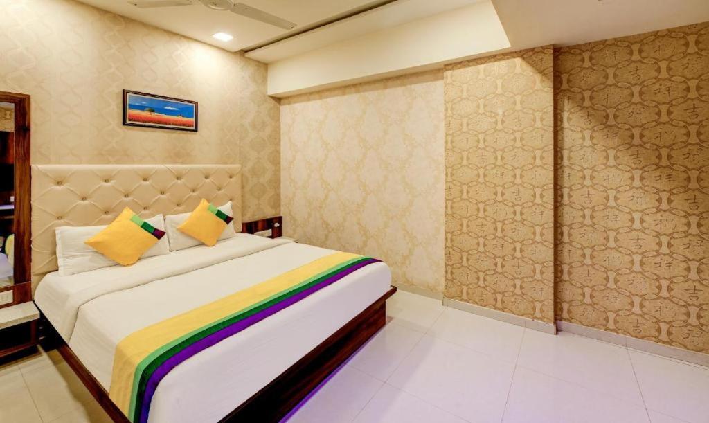 Hotel Landmark Ahmedabad